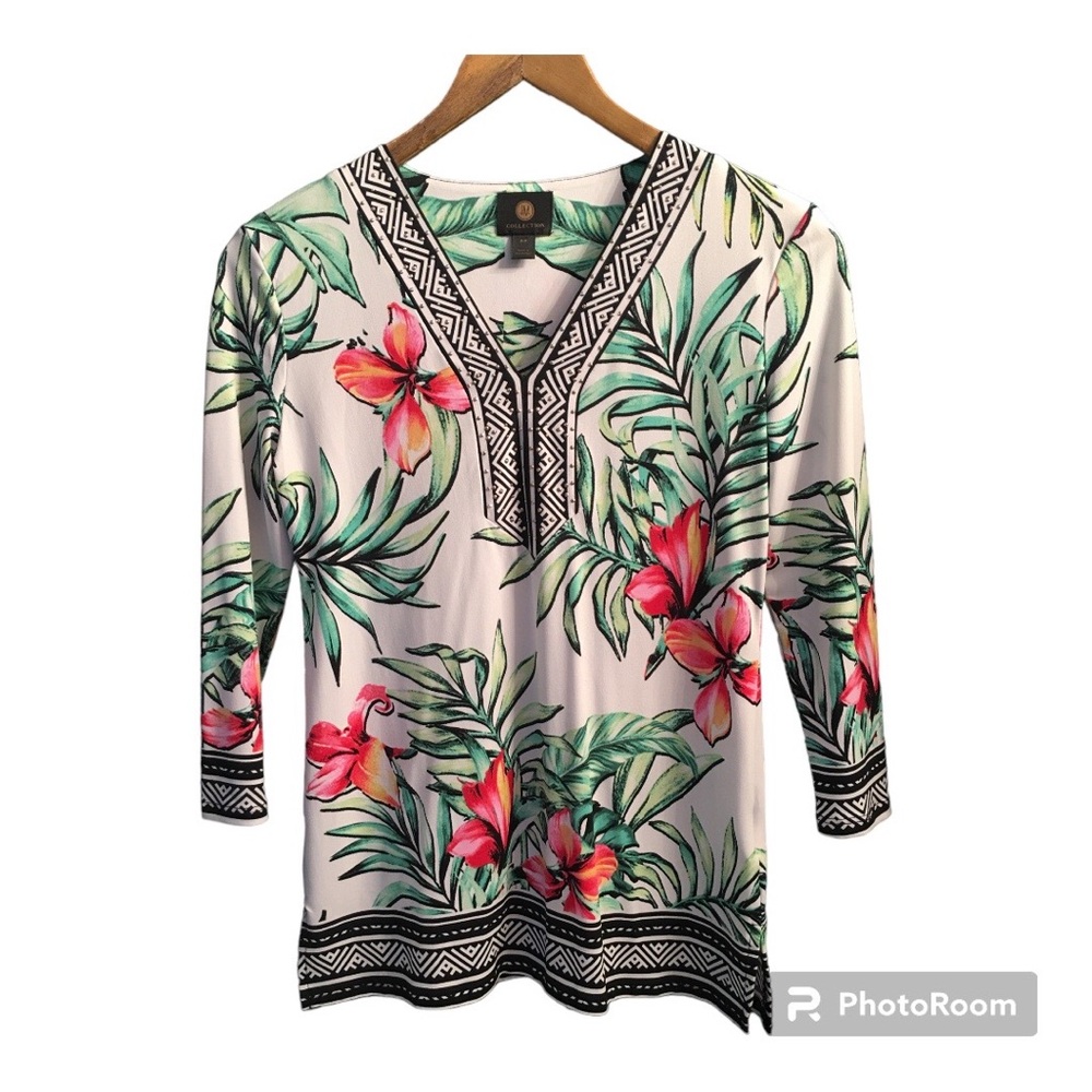JM Collection White Floral Tunic/Top